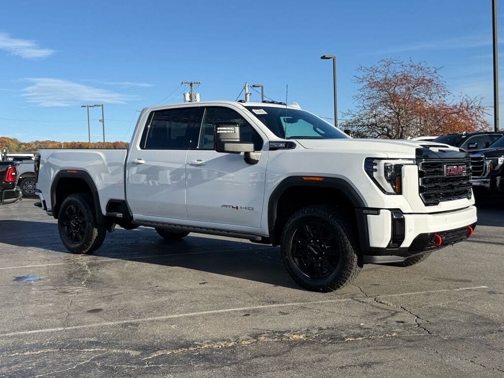 2026 GMC Sierra 2500HD AT4 Crew Cab 4WD