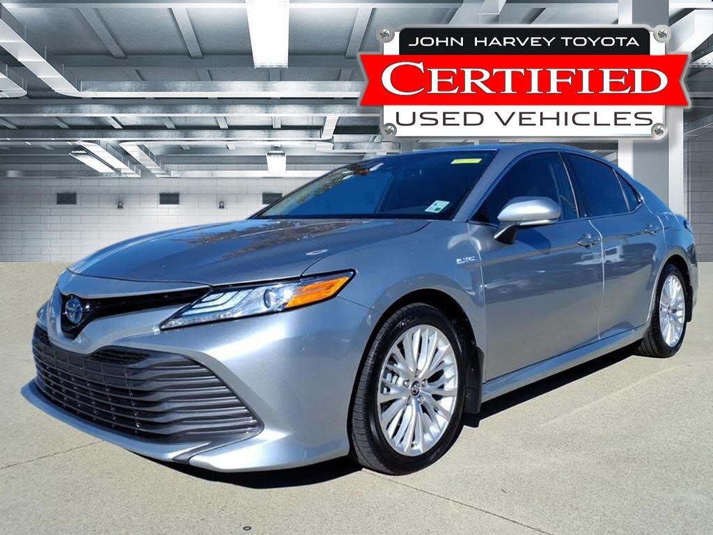 2020 Toyota Camry Hybrid XLE FWD