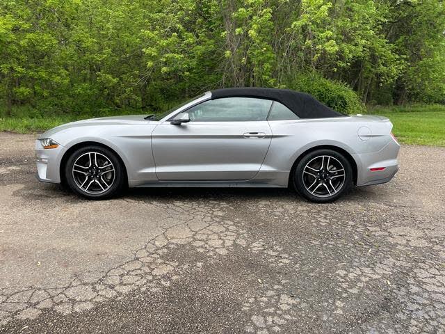 2022 Ford Mustang EcoBoost Convertible RWD