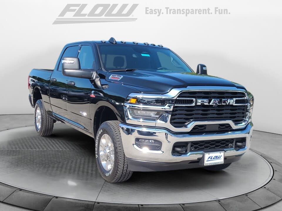 2025 RAM 2500 Big Horn Crew Cab 4WD