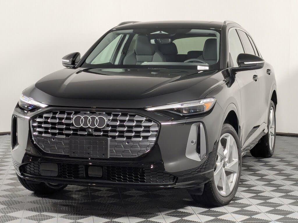 2025 Audi Q5 quattro Premium Plus 40 TFSI