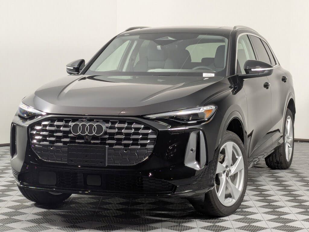 2025 Audi Q5 quattro Premium Plus 40 TFSI