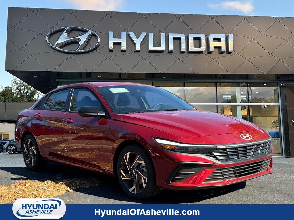 2025 Hyundai Elantra SEL Sport FWD