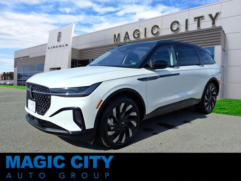 2026 Lincoln Nautilus Reserve AWD