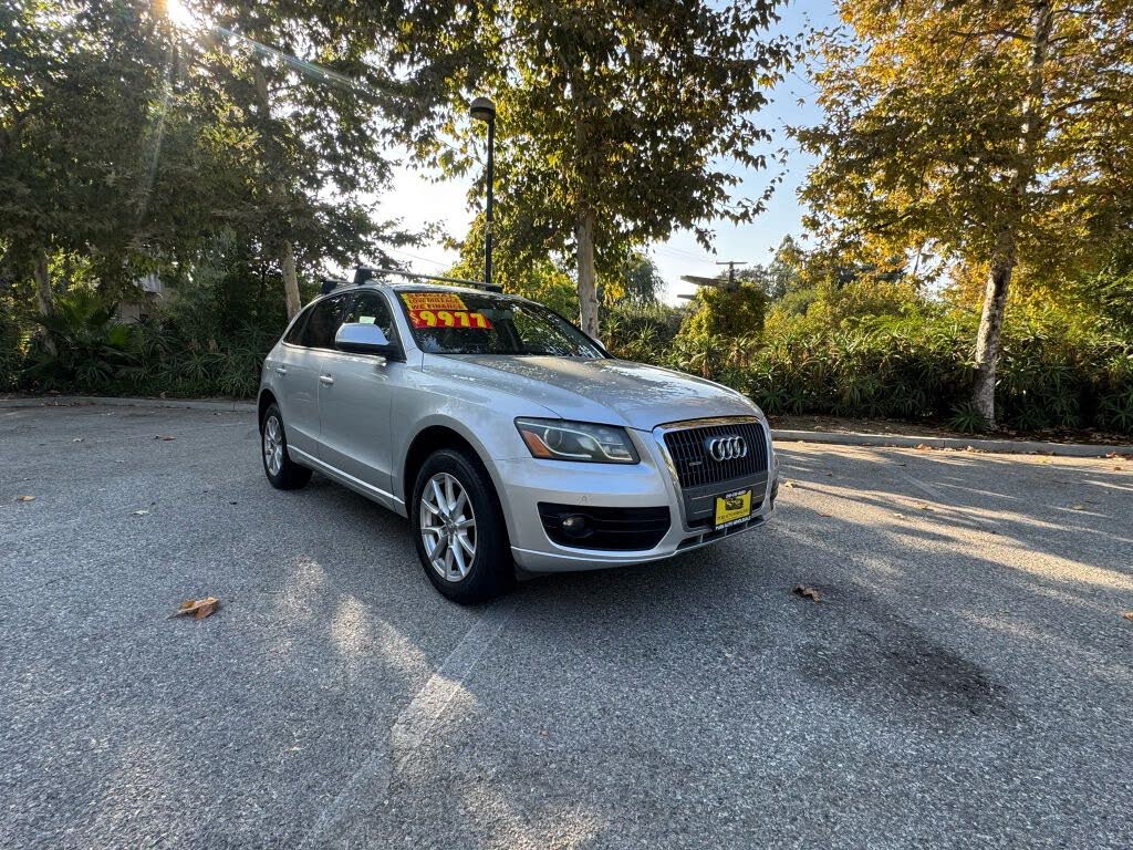 2011 Audi Q5 2.0T quattro Premium Plus