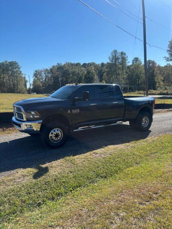 2015 RAM 3500 Big Horn Mega Cab DRW 4WD