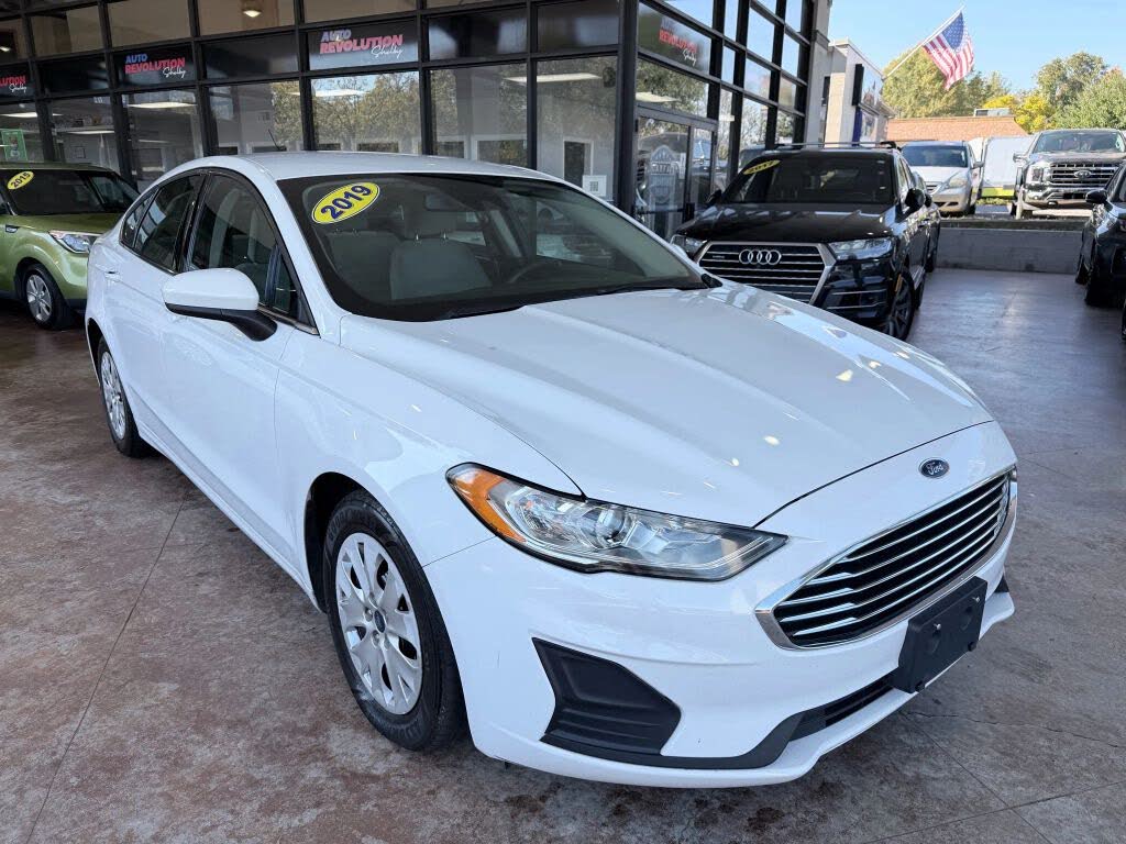 2019 Ford Fusion S