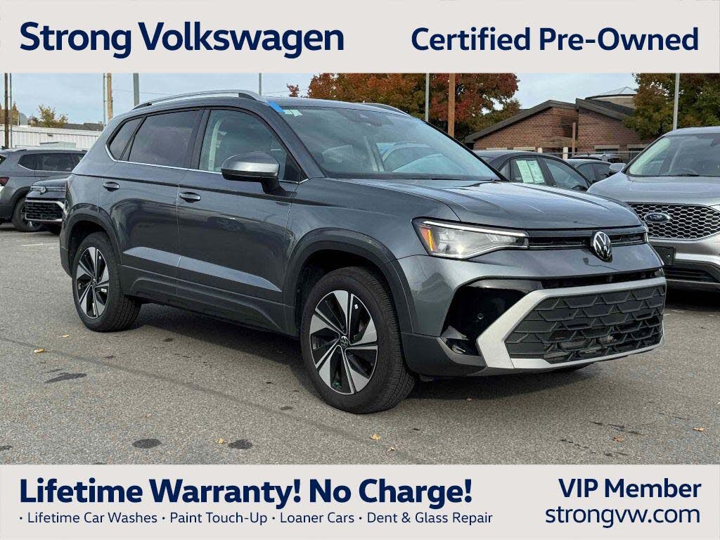 2025 Volkswagen Taos SE 4Motion