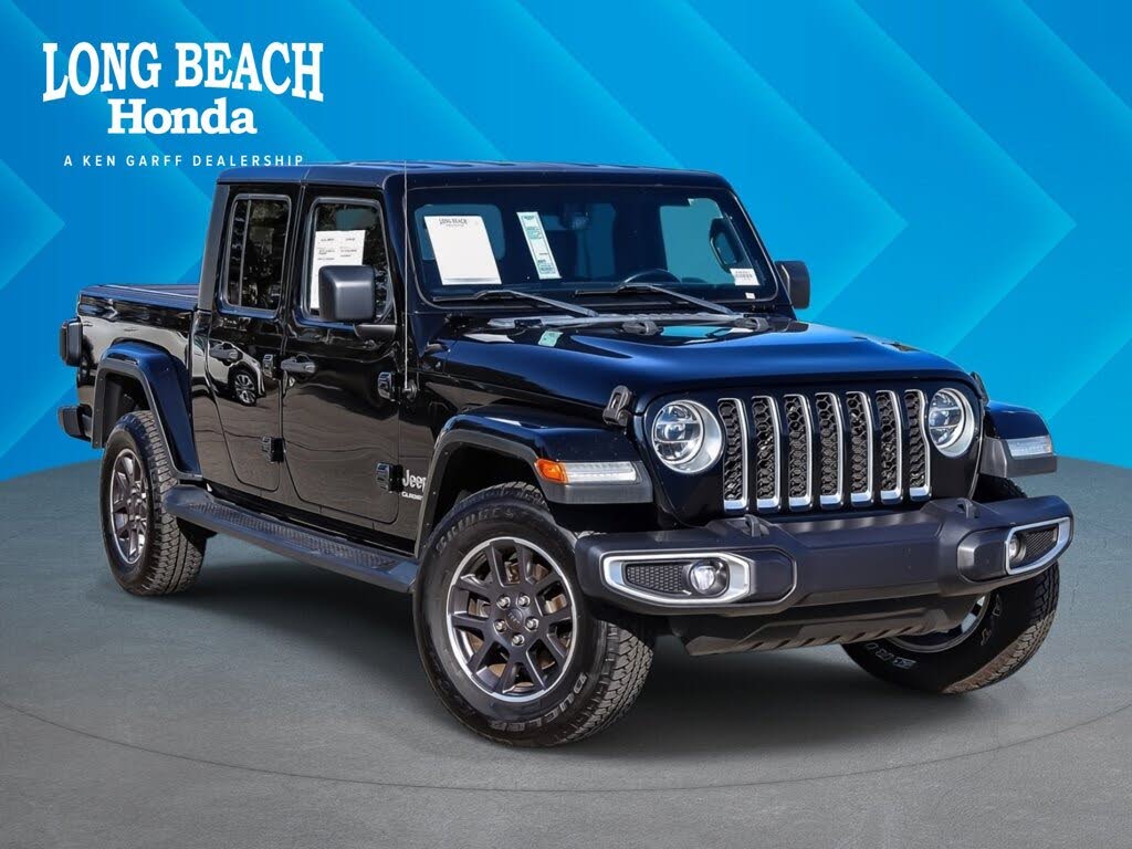 2021 Jeep Gladiator Overland Crew Cab 4WD