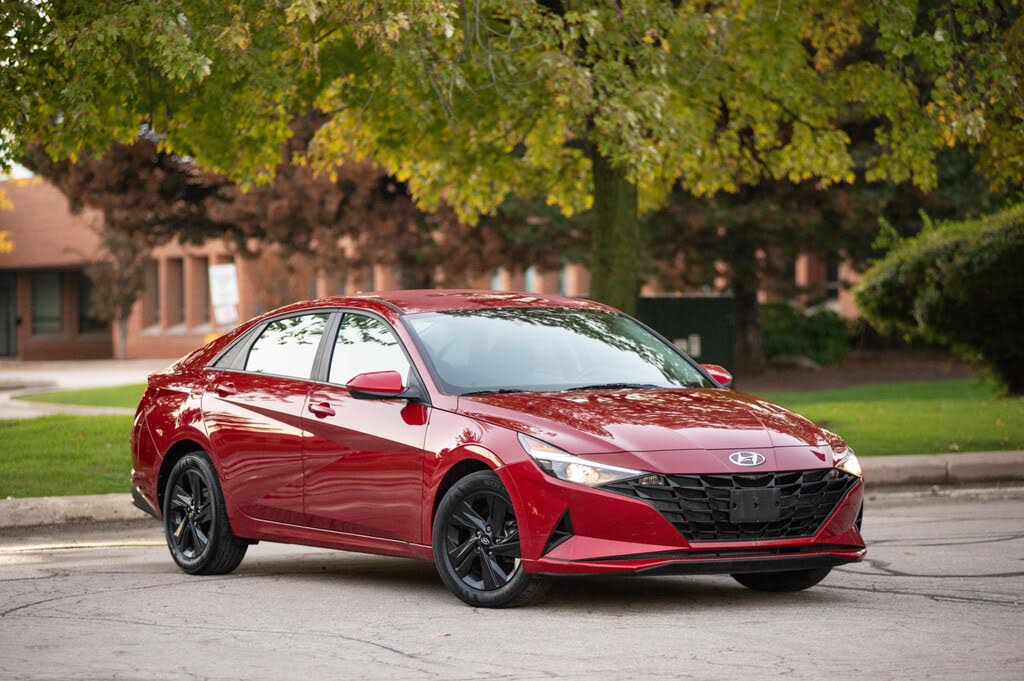 2022 Hyundai Elantra Preferred FWD