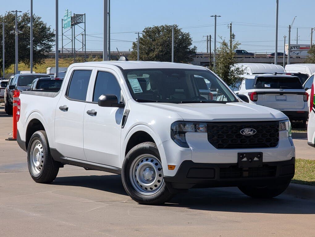 2025 Ford Maverick XL SuperCrew AWD