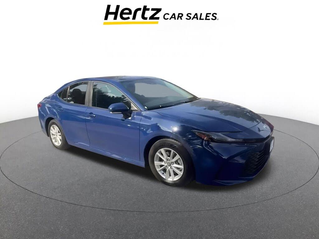 2025 Toyota Camry LE FWD