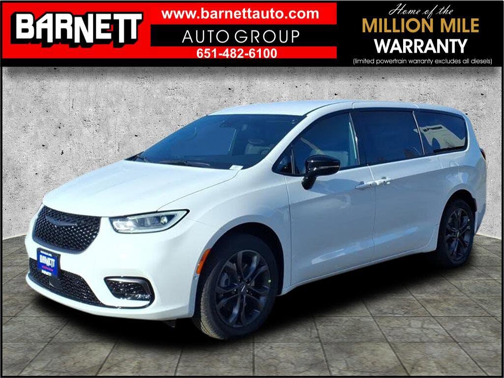 2026 Chrysler Pacifica Select AWD