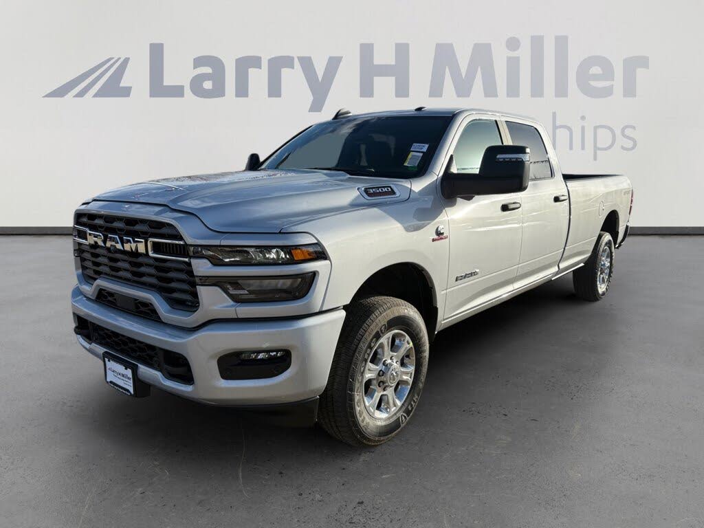 2026 RAM 3500 Big Horn Crew Cab LB 4WD