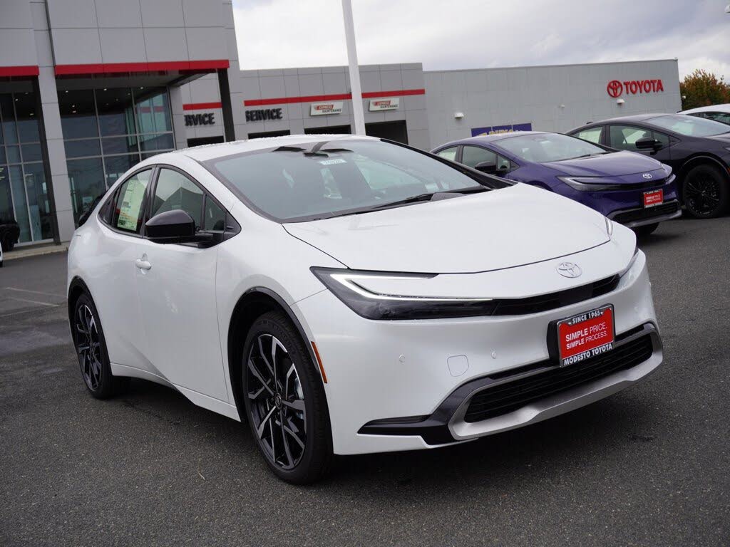 2026 Toyota Prius Plug-In Hybrid XSE FWD