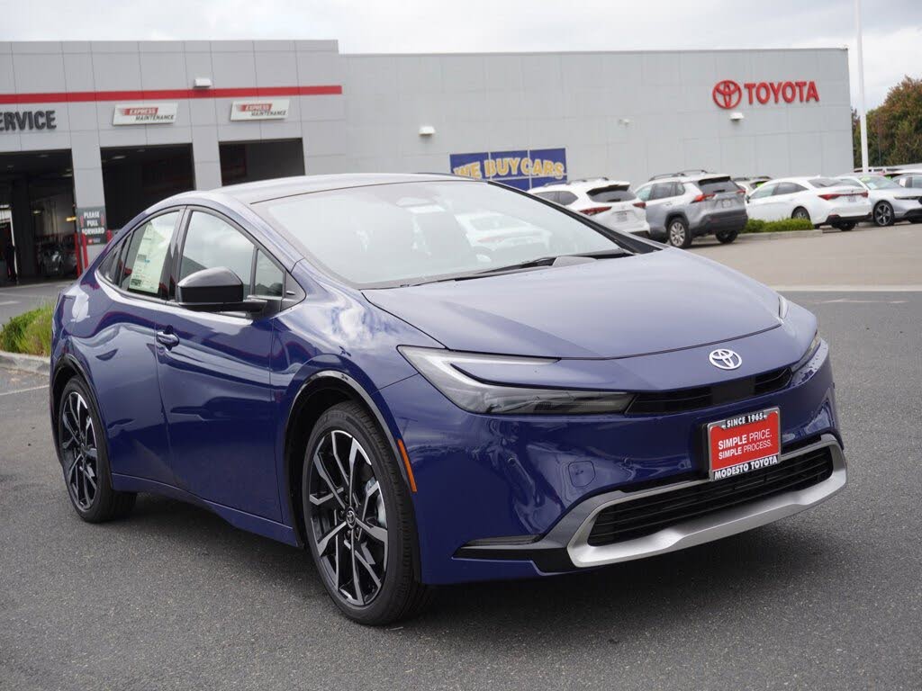 2026 Toyota Prius Plug-In Hybrid XSE Premium FWD