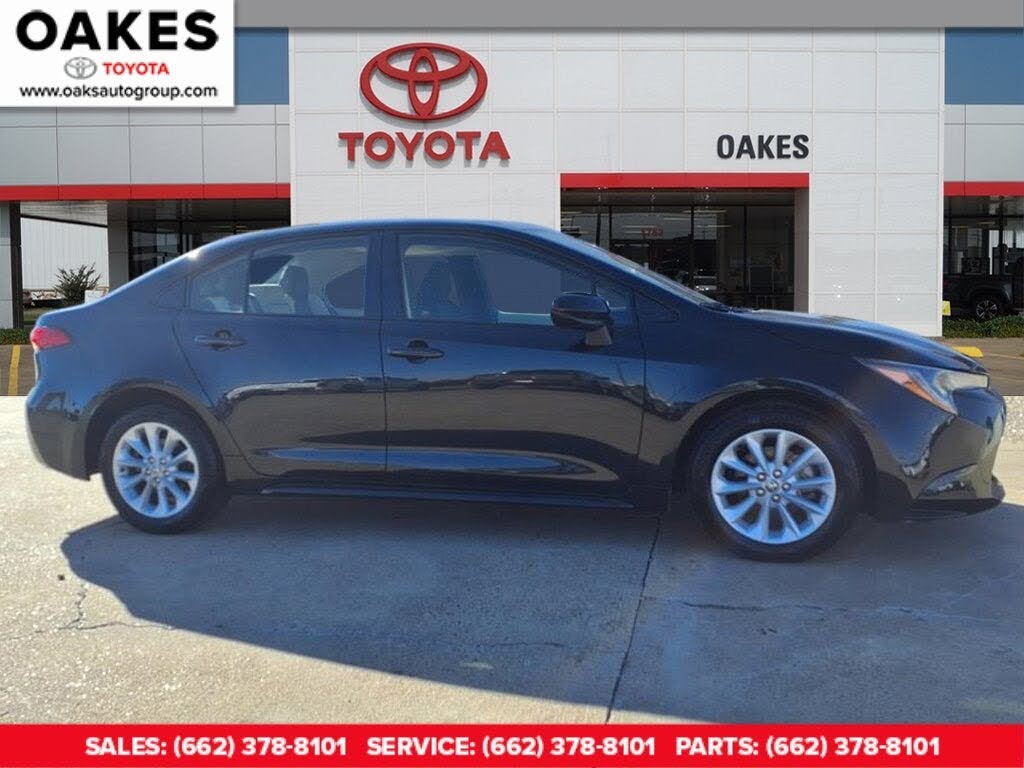 2020 Toyota Corolla LE FWD