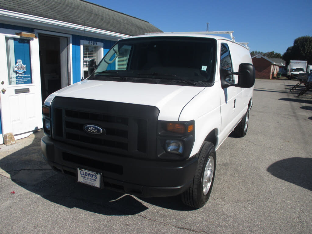 2014 Ford E-Series E-350 Super Duty Cargo Van