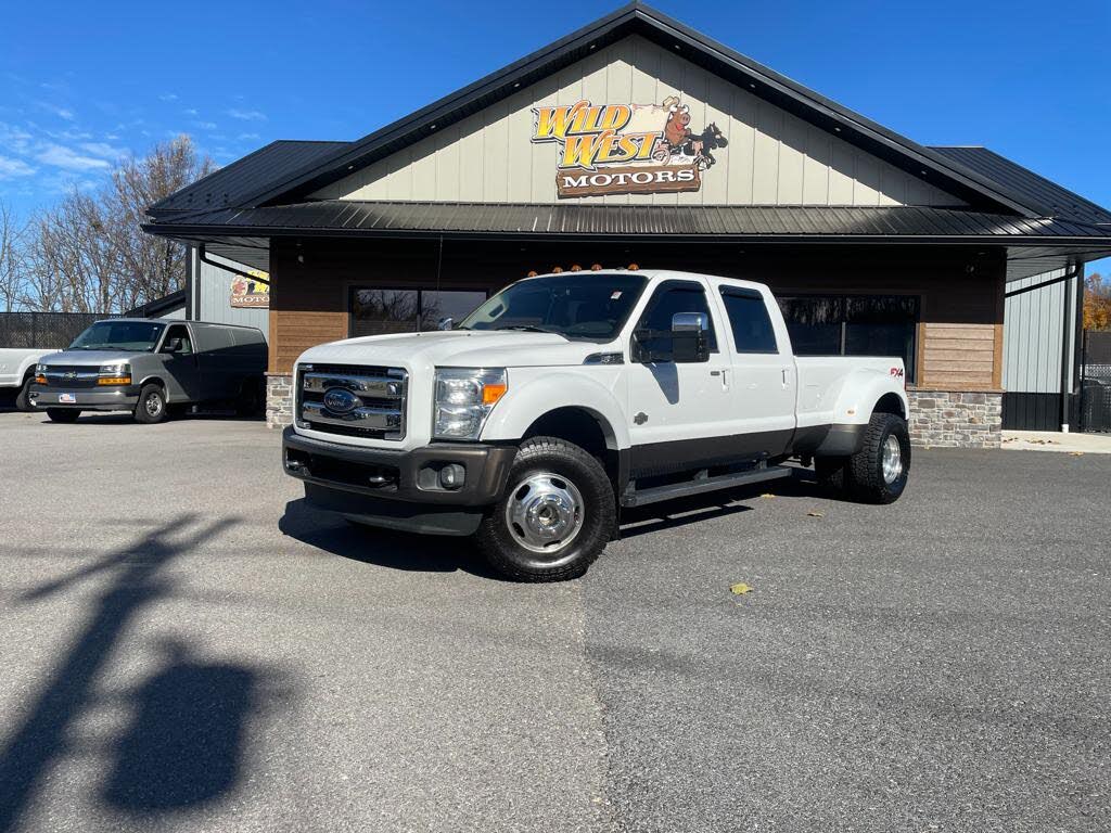2015 Ford F-350 Super Duty King Ranch Crew Cab LB DRW 4WD