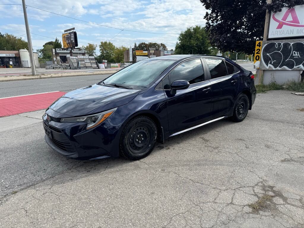 2023 Toyota Corolla LE FWD