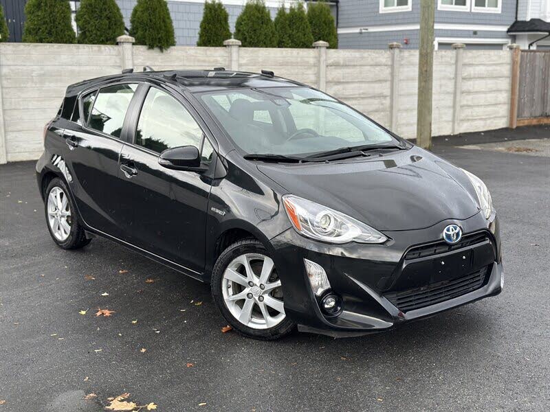 2016 Toyota Prius c One