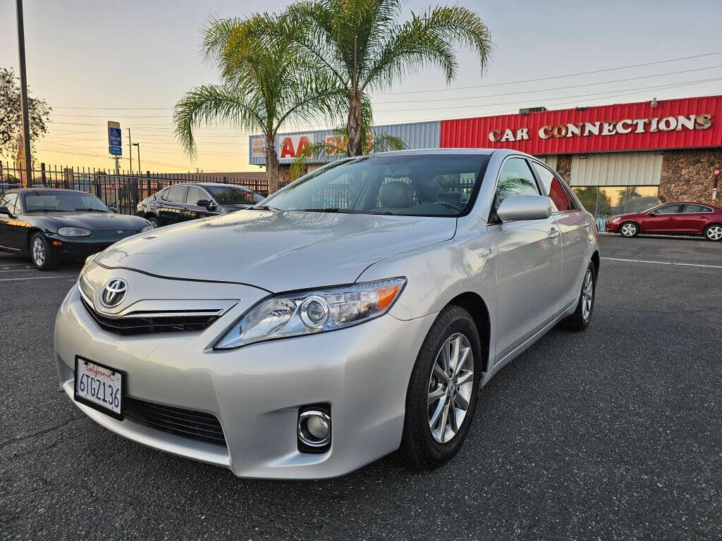 2011 Toyota Camry Hybrid FWD
