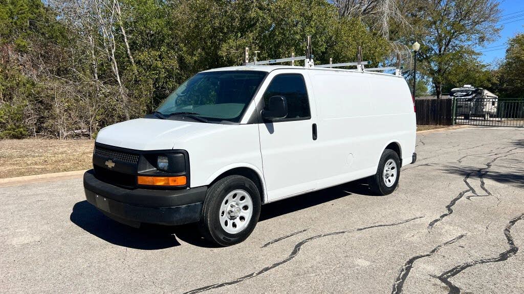 2014 Chevrolet Express Cargo 1500 RWD