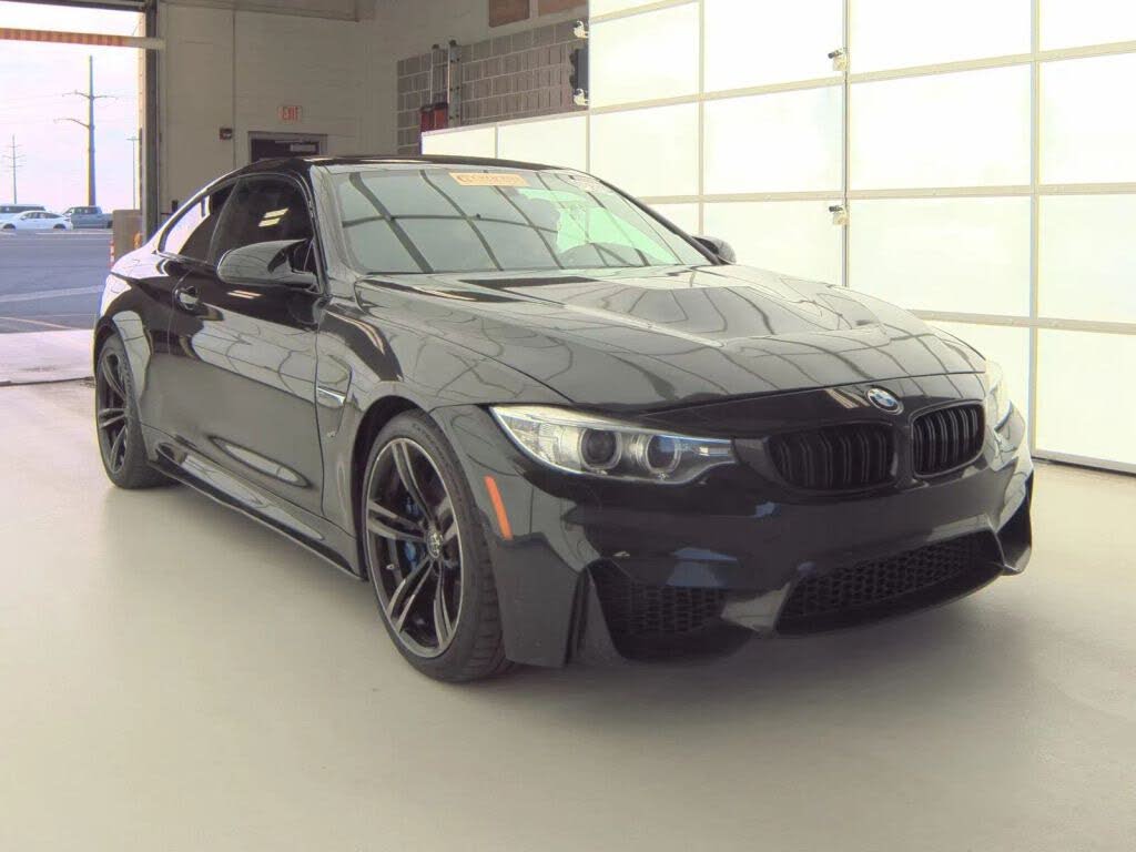 2015 BMW M4 Coupe RWD
