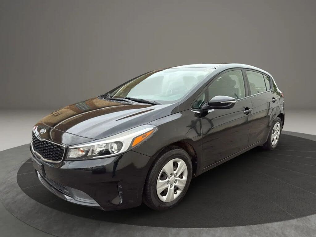 2017 Kia Forte5 LX