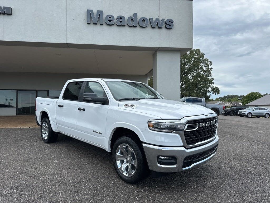 2026 RAM 1500 Big Horn Crew Cab 4WD