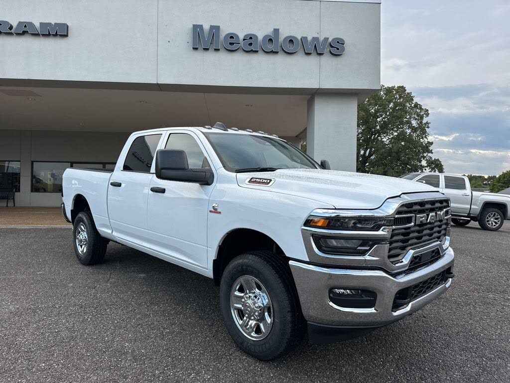 2026 RAM 2500 Tradesman Crew Cab 4WD