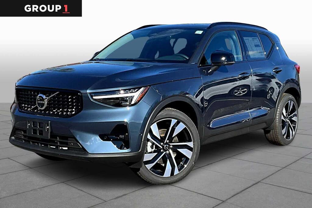 2026 Volvo XC40 B5 Ultra AWD
