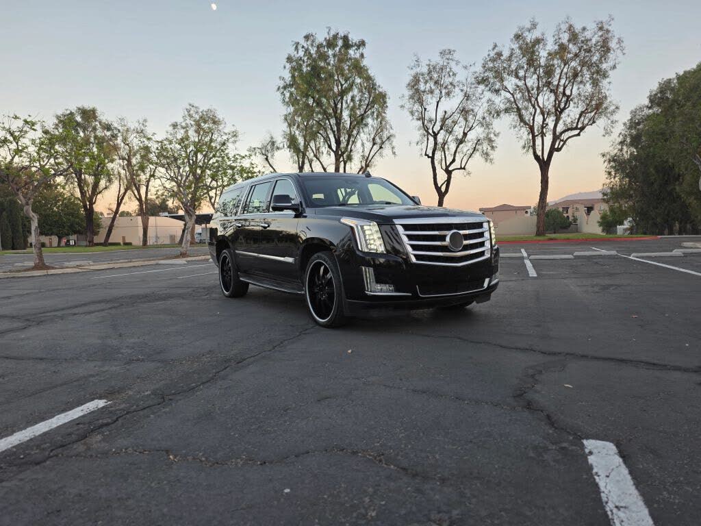 2015 Cadillac Escalade ESV Luxury 4WD