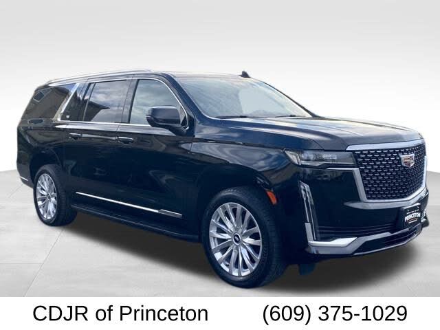 2022 Cadillac Escalade ESV Luxury 4WD