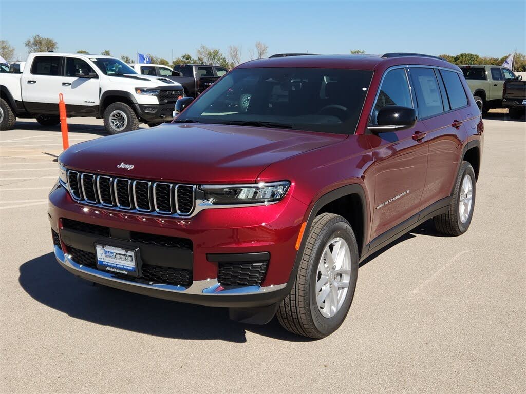 2025 Jeep Grand Cherokee L Laredo RWD