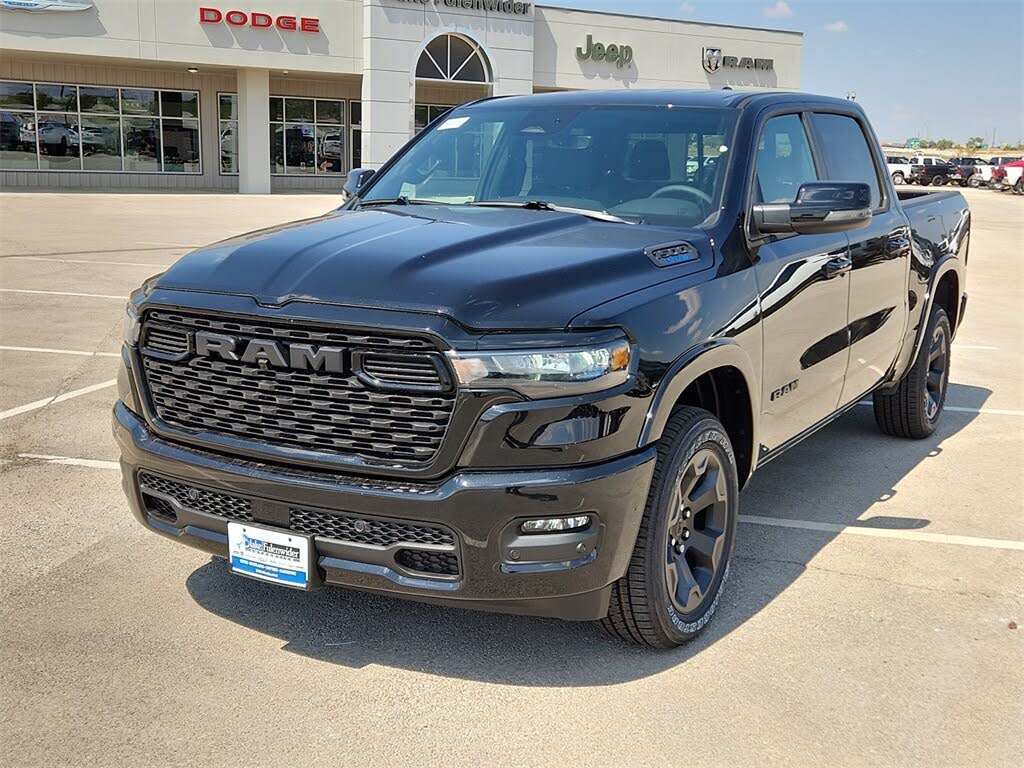 2025 RAM 1500 Big Horn Crew Cab 4WD