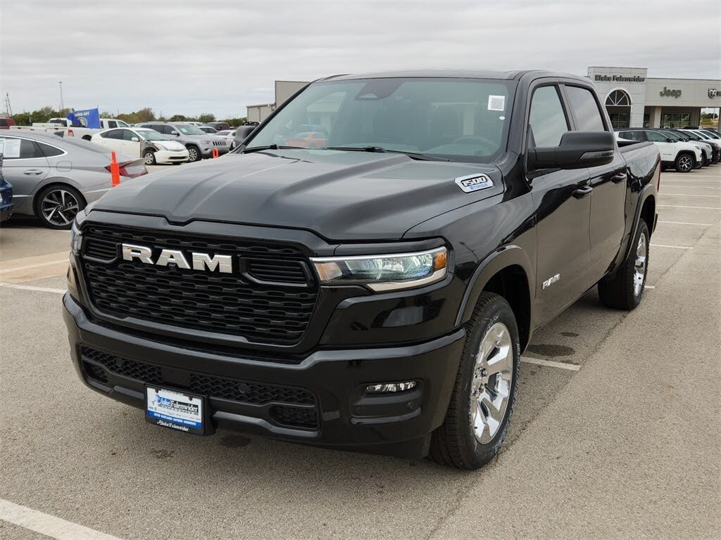 2025 RAM 1500 Big Horn Crew Cab RWD