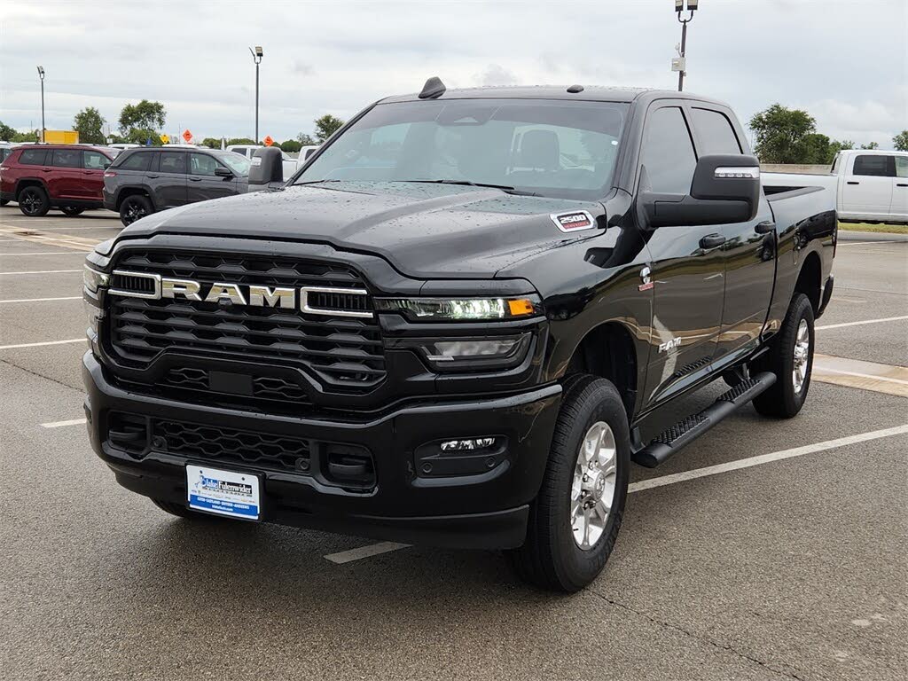 2025 RAM 2500 Big Horn Crew Cab 4WD