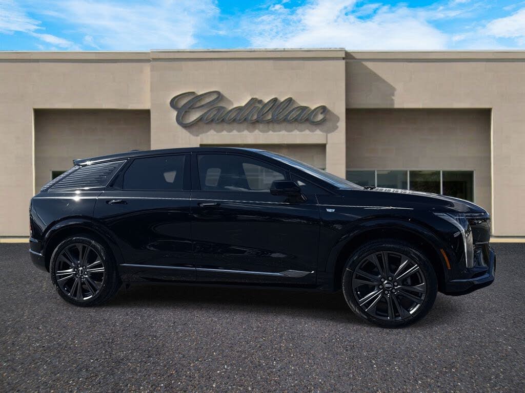 2026 Cadillac OPTIQ Premium Sport RWD