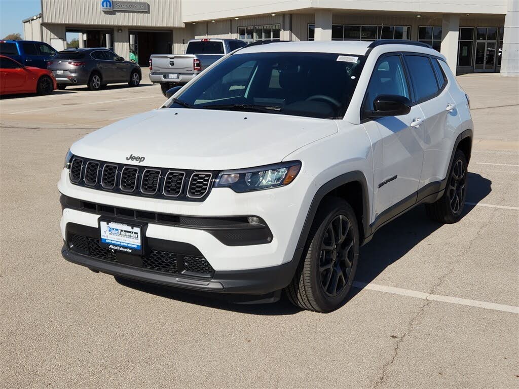 2026 Jeep Compass Latitude 4WD