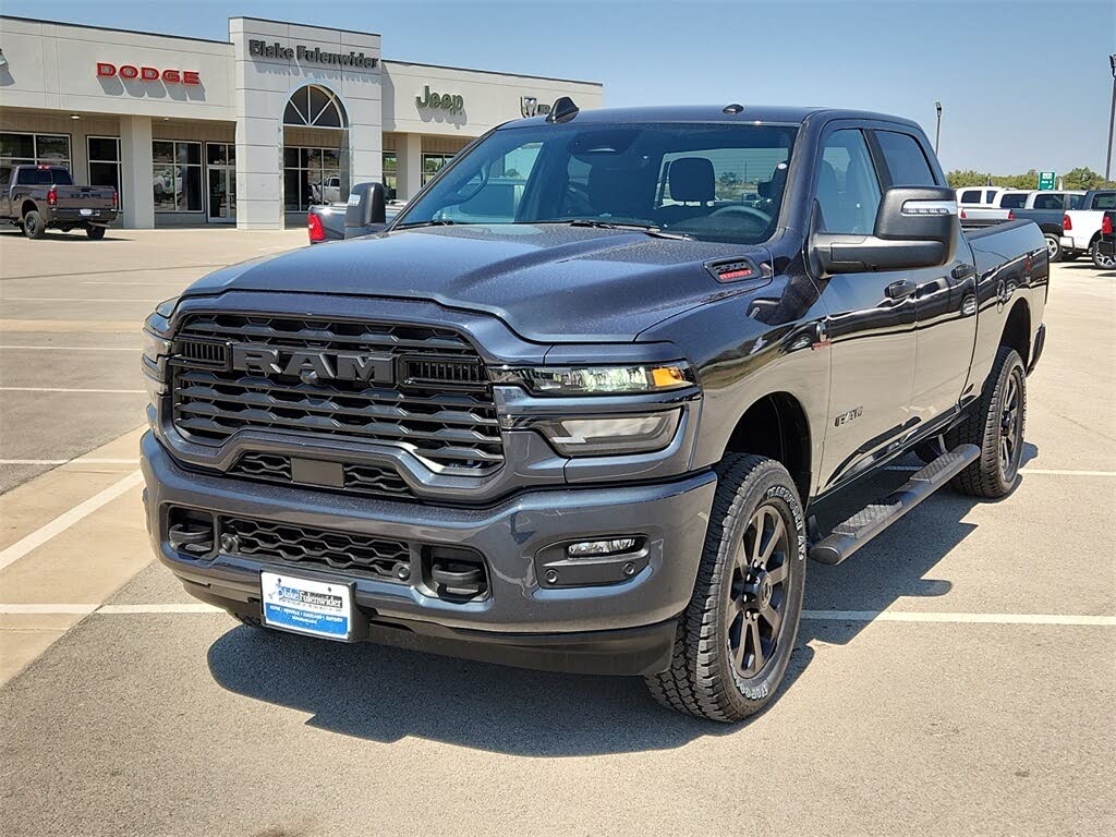 2026 RAM 2500 Big Horn Crew Cab 4WD