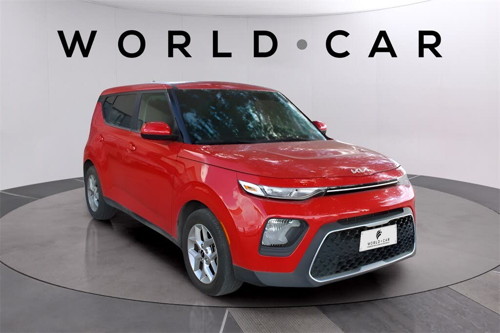 2022 Kia Soul LX FWD