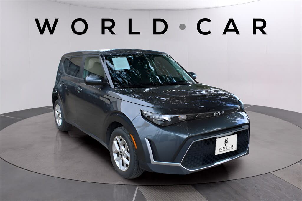 2023 Kia Soul LX FWD