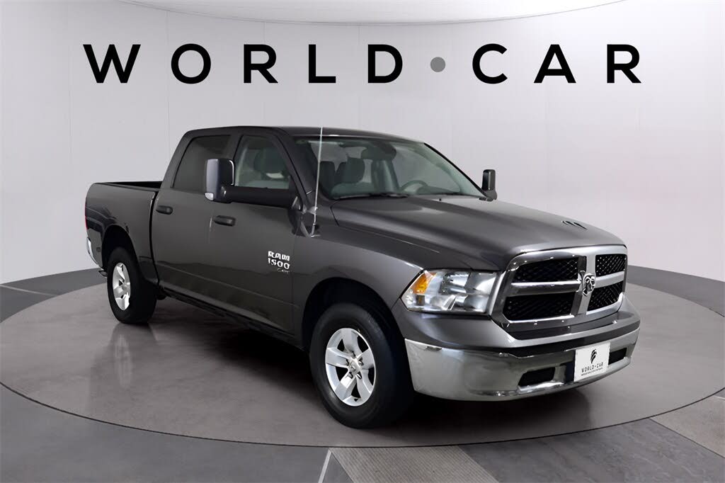 2023 RAM 1500 Classic SLT Crew Cab 4WD