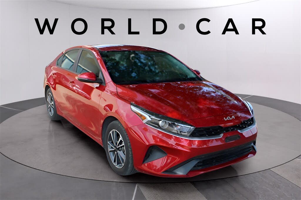 2024 Kia Forte LXS FWD