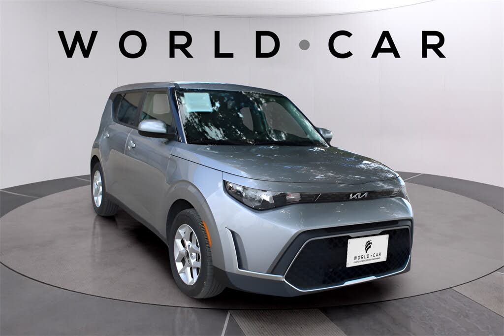 2024 Kia Soul LX FWD