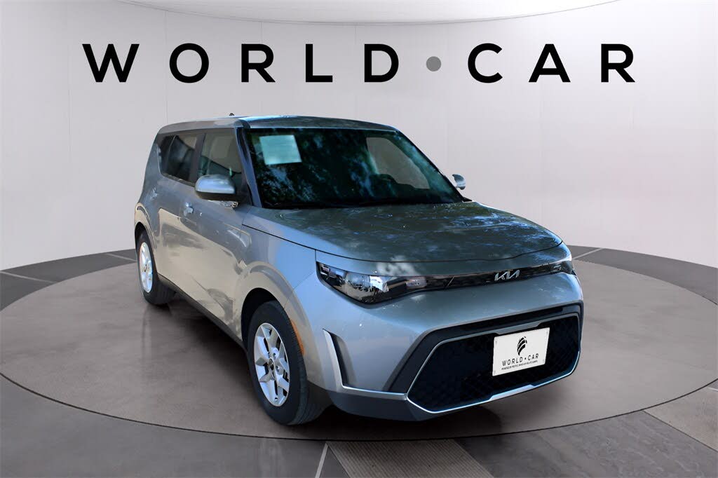 2024 Kia Soul LX FWD