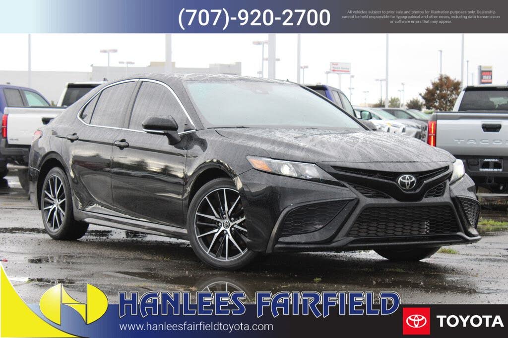 2024 Toyota Camry SE FWD