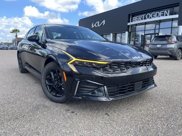 2025 Kia K5 LXS FWD