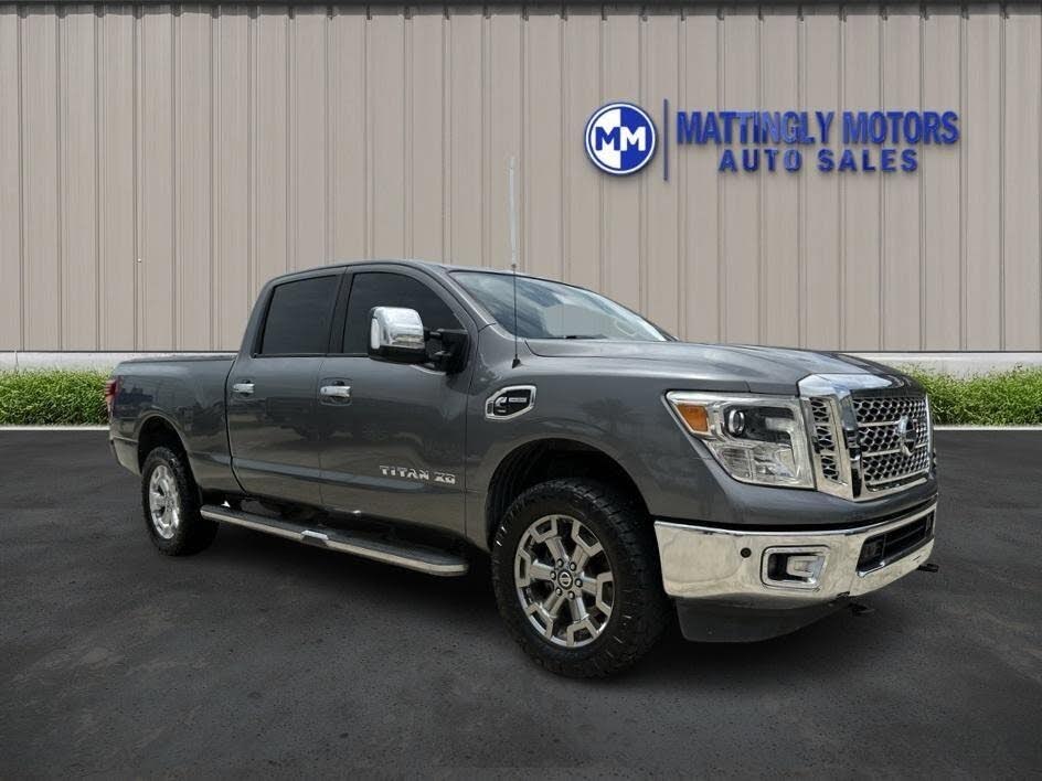 2019 Nissan Titan XD SL Crew Cab 4WD